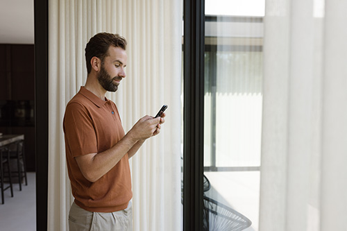 Smart Curtains Mobile App